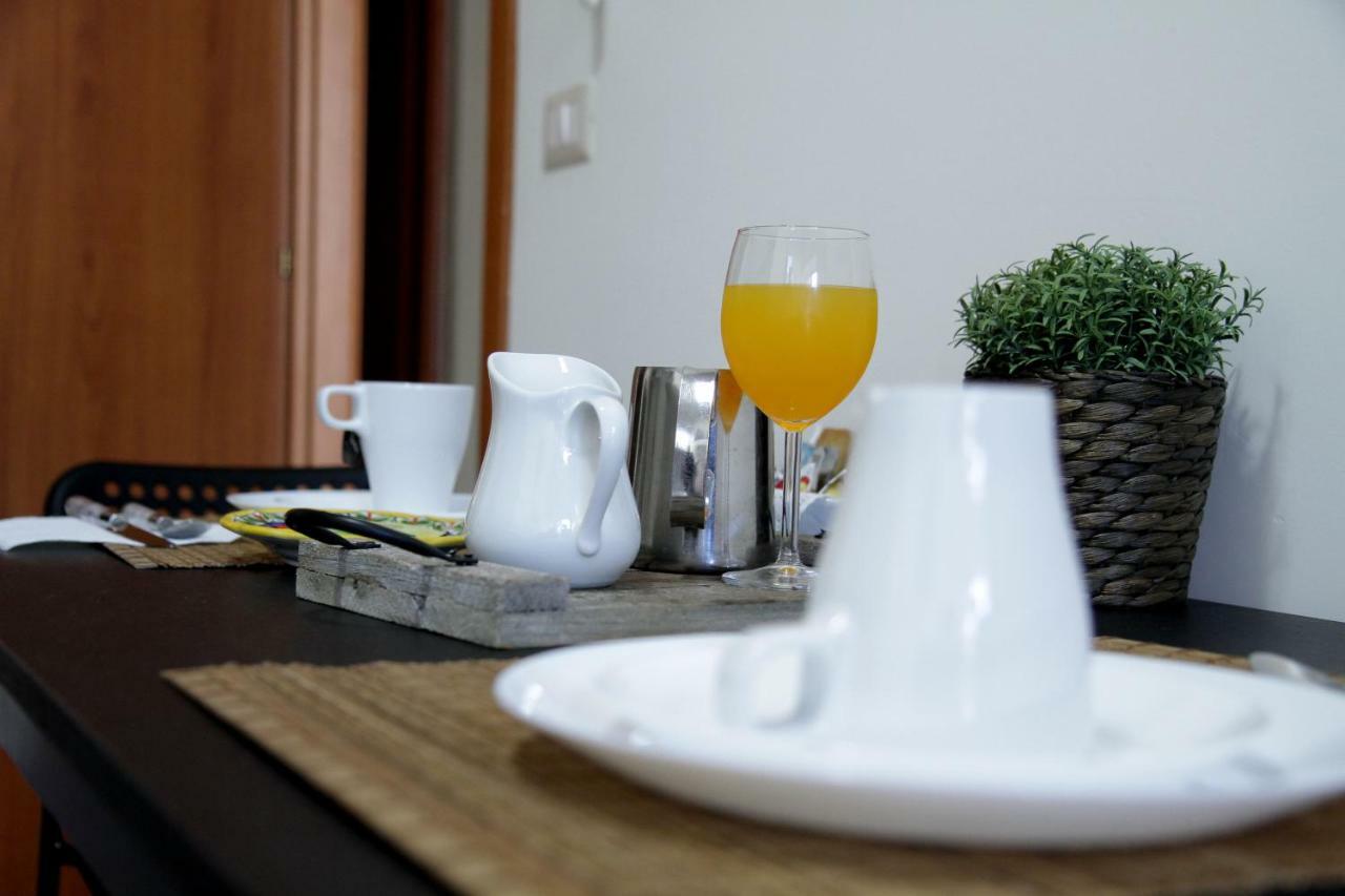 Giulia'S House Apartments サンタントーニオ・アバーテ エクステリア 写真