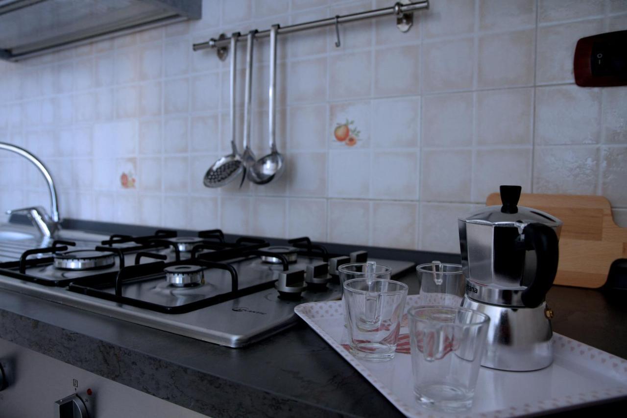 Giulia'S House Apartments サンタントーニオ・アバーテ エクステリア 写真